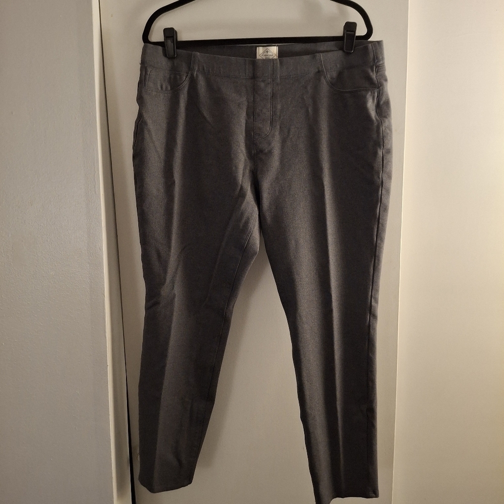 St. John's Bay Women's Heathered Gray Stretch Pants